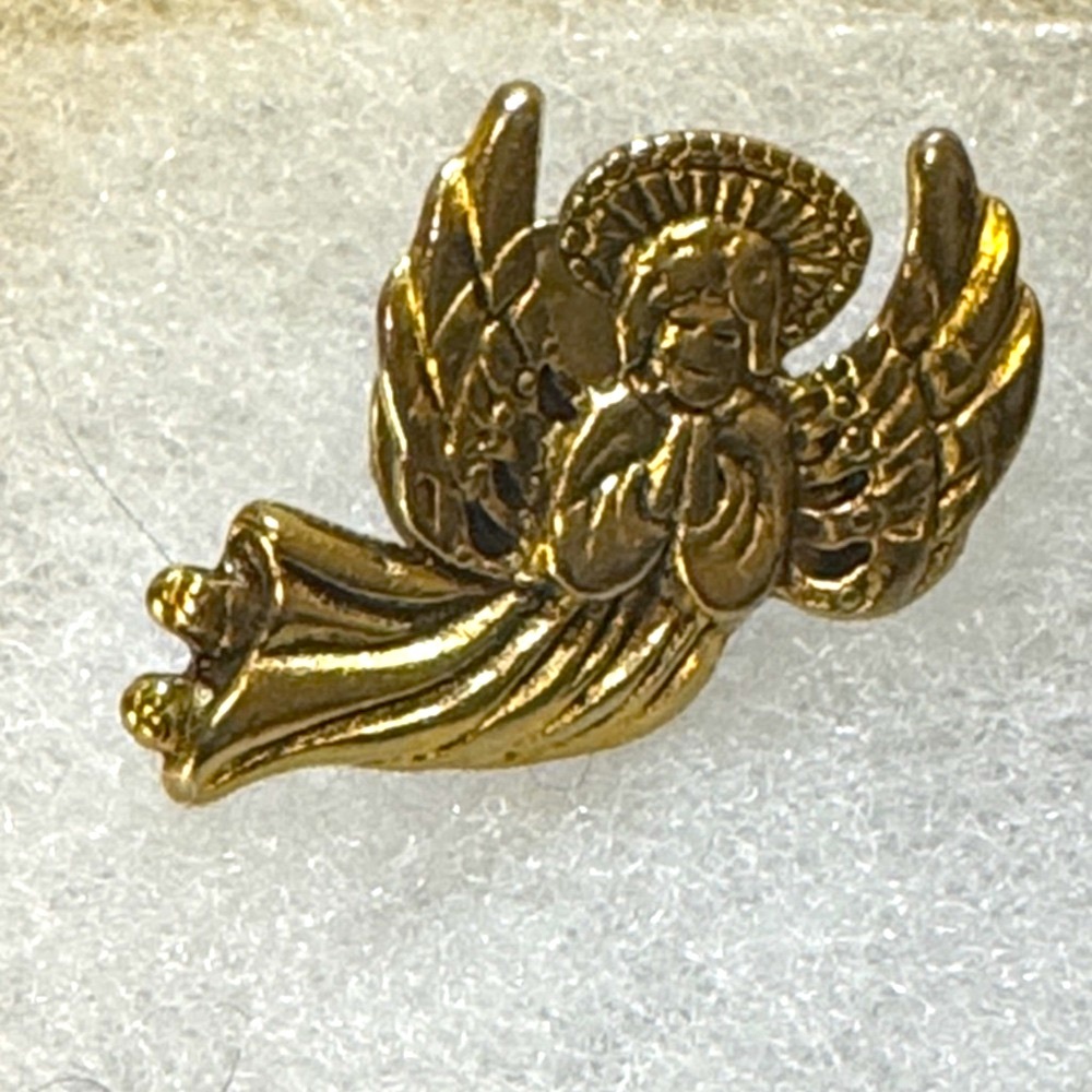 Vintage Praying Angel Gold Tone Pin
